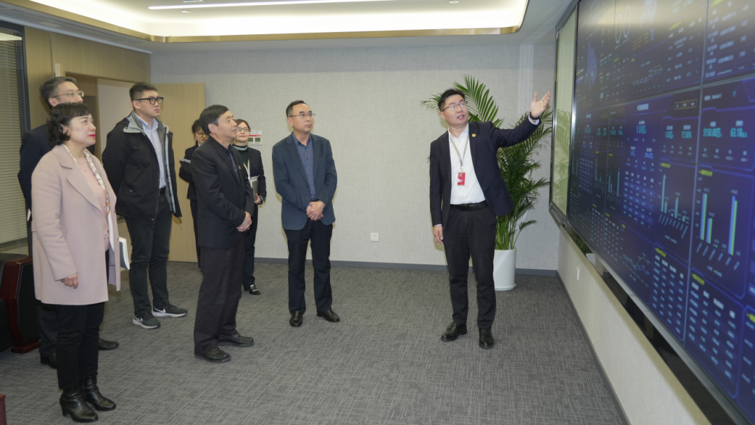 3892d936d10b7ab2d93b5a14d9a9bd4e